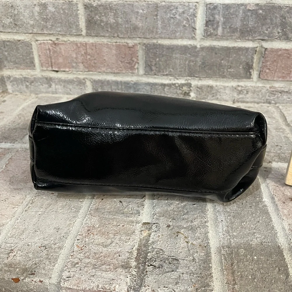 Old Navy Glossy Black Hobo Bag - Picture 7 of 7